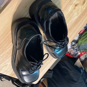 Black men’s Merona lace ups